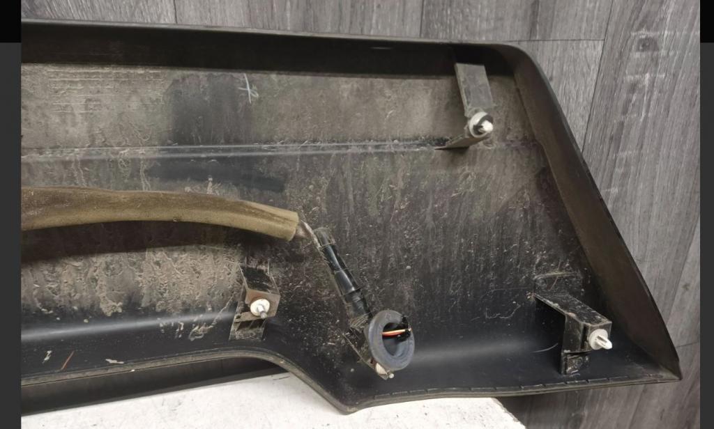 Nissan X-trail II T31 2008-2013 hatchback 2.0 DCI diesel MT 127 kW 2012  Lišta ostatné 909011DJ1A