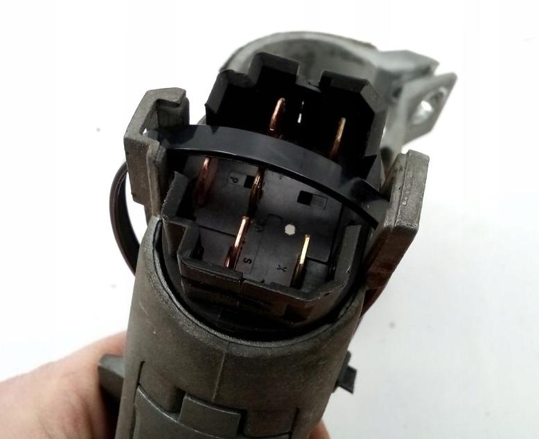 Volkswagen Transporter T4 1990-2003 Spínacia skrinka 701905851