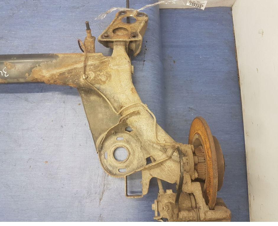 Skoda Octavia I 1996-2010 hatchback 1.9 TDI diesel 81 kW 1998  Náprava zadná