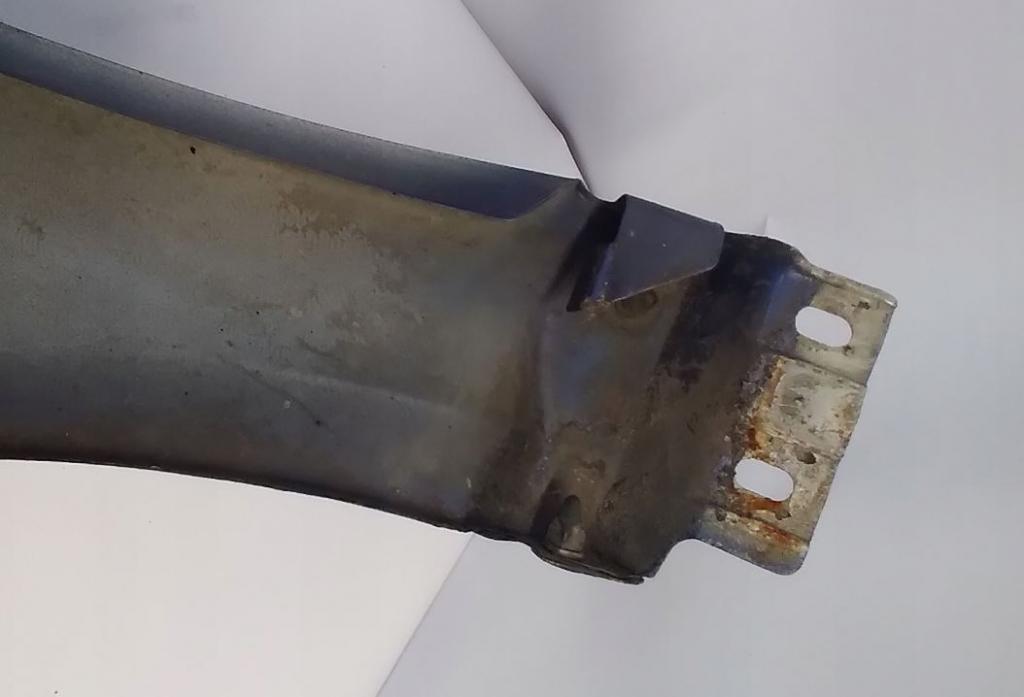 Volkswagen Passat B5 1995-2005 sedan 1.9 TDI diesel MT 81 kW 1999  Blatník predný pravý