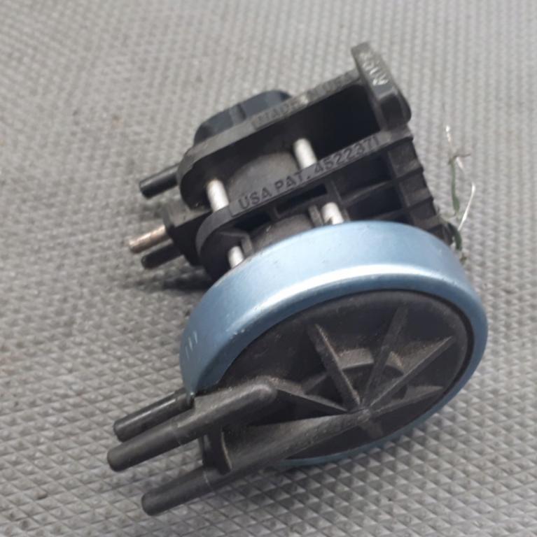 Opel Vectra C 2002-2008 sedan Ventil 4534375 4715396 4522371