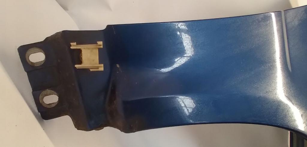 Volkswagen Passat B5 1995-2005 sedan 1.9 TDI diesel MT 81 kW 1999  Blatník predný pravý