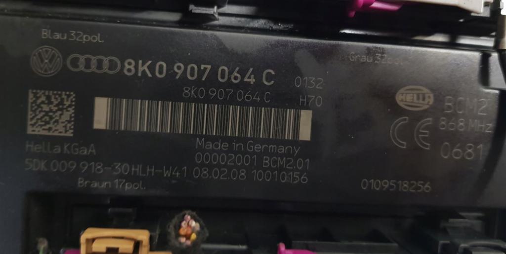 Audi A5 8T 2007-2016 sedan 1.8 TFSI petrol MT 118 kW 2010  Modul komfortu 8K0907064C