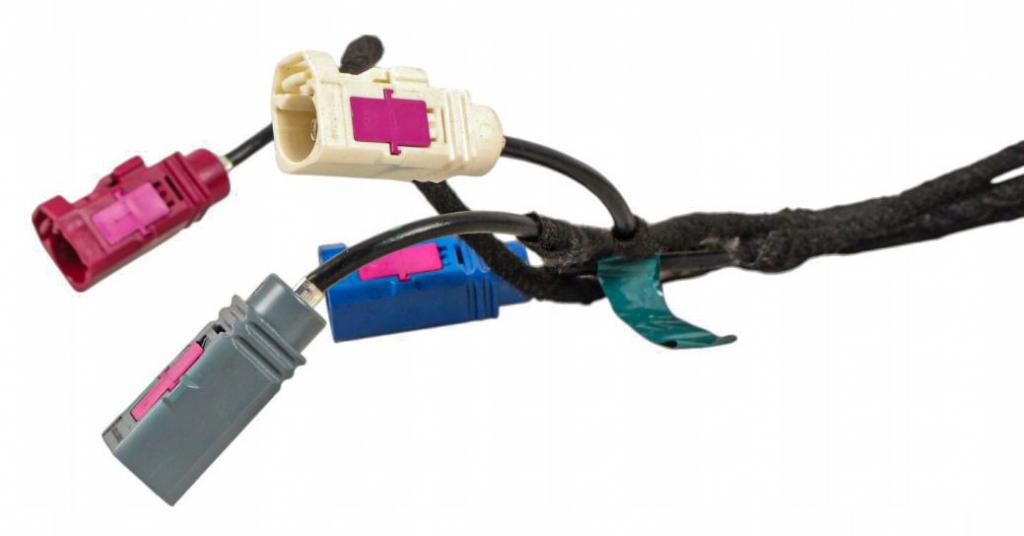 Jeep Compass I 2006-2016 hatchback 2.4 16v petrol AT 125 kW 2015  Anténa 00521926930