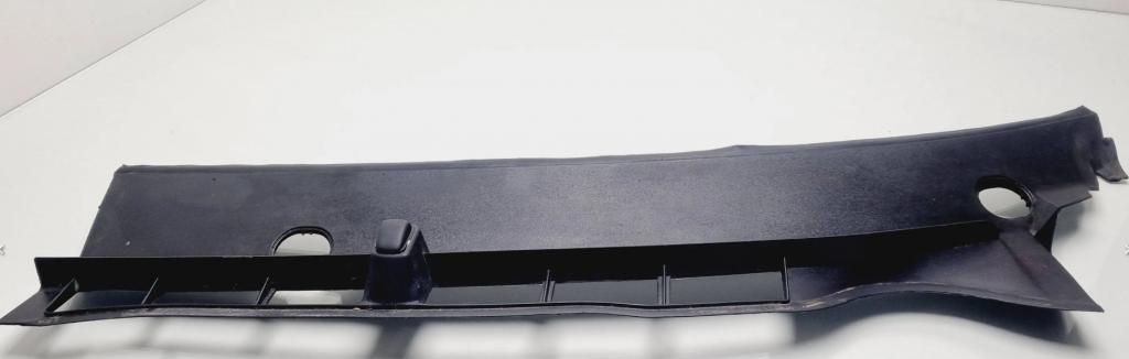 Skoda Octavia I 1996-2010 combi 1.9 TDI diesel 74 kW 2008  Torpédo (plast pod čelným sklom) 1U0819403C