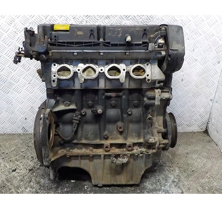 Opel Vectra C 2002-2008 sedan 1.8 16v petrol MT 103 kW 2004  Motor benzín Z18XER