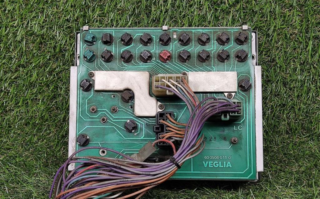 Iveco Daily II 1989-1999 2.3 HPI diesel MT 107 kW 2015  Prístrojová doska 6035080110