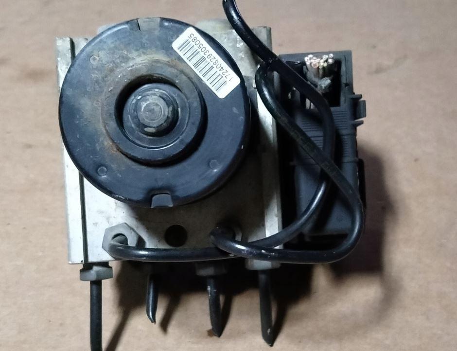 Ford Fusion hatchback 1.4 16v petrol MT 59 kW 2003  Pumpa ABS 4S61-2M110-DA: 10.0970-0134.3