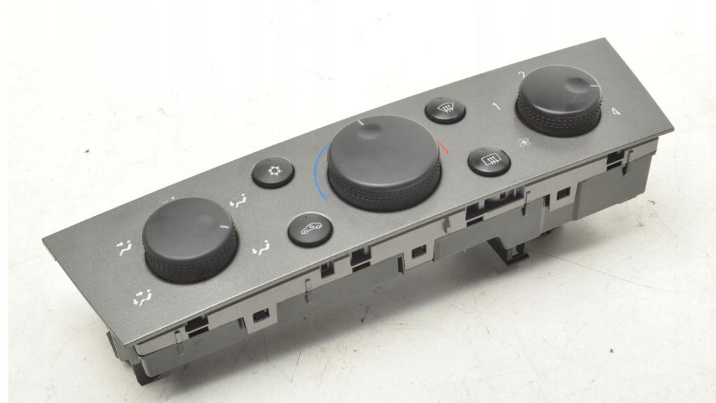 Opel Vectra C 2002-2008 sedan 1.8 16v petrol MT 90 kW 2003  Panel kúrenia/klimatizácie 13138190