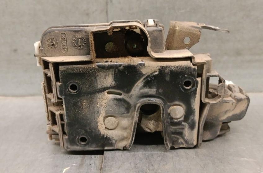 Volkswagen Polo III 6N 1994-2001 hatchback 1.4 TDI diesel MT 55 kW 2001  Motorček zámku dverí predný ľavý 6N1837015D