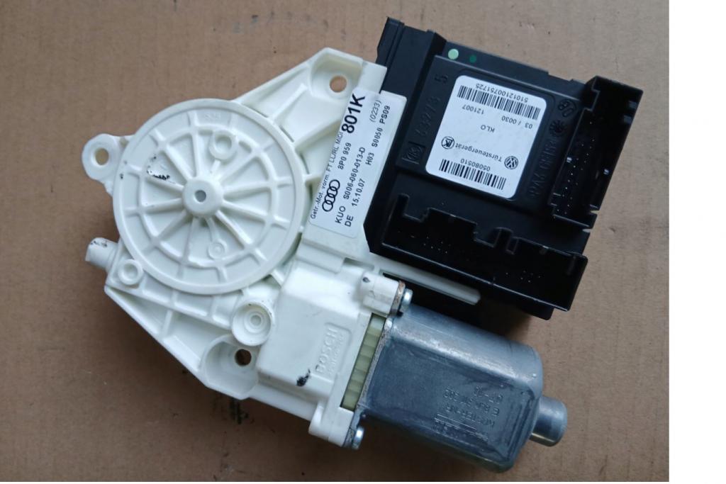 Audi A3 8P 2003-2012 hatchback 1.6 petrol MT 75 kW 2003  Motorček okien predný ľavý 8P0959801K