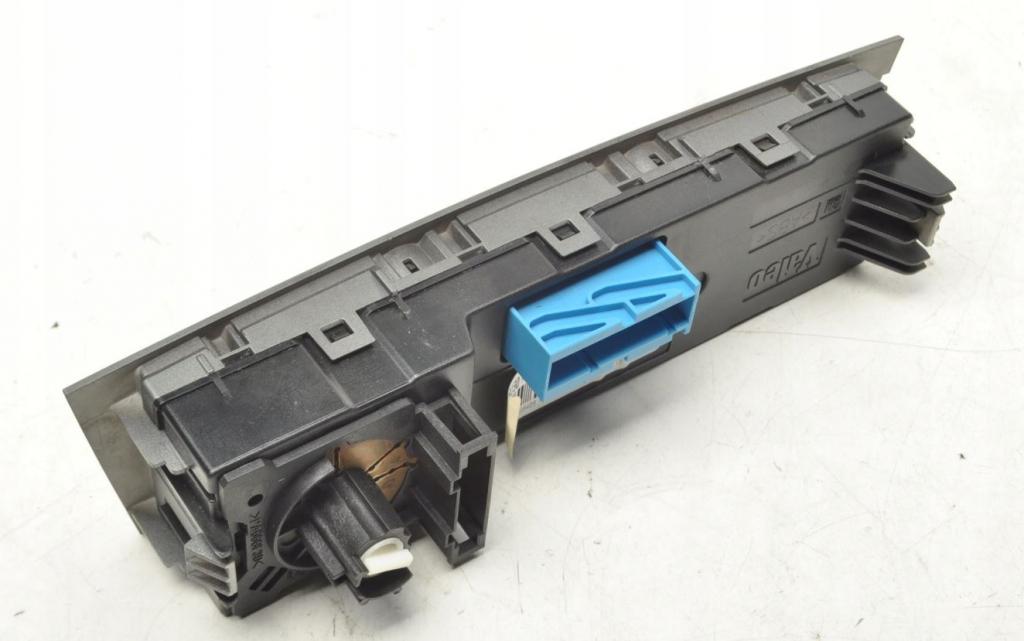 Opel Vectra C 2002-2008 sedan 1.8 16v petrol MT 90 kW 2003  Panel kúrenia/klimatizácie 13138190