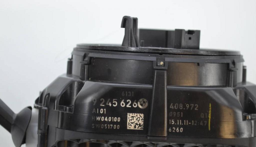 BMW 5 F10 2010-2017 combi 2.0 D diesel AT 135 kW 2011  Prepínacie páčky pod volantom 9245626