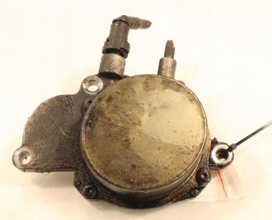 Opel Astra III 2004-2014 hatchback 1.7 CDTI diesel 74 kW 2007  Vákuová pumpa 898115-439