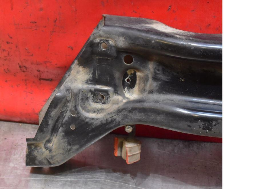 Skoda Roomster hatchback 1.4 16v petrol MT 63 kW 2014  Držiak motora