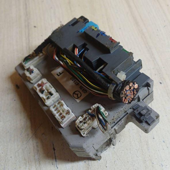 Mazda 6 I GG 2002-2007 hatchback 2.0 CITD diesel MT 100 kW 2005  Modul komfortu GR1N67560