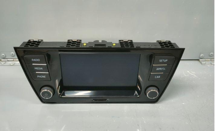 Skoda Fabia III 2014- hatchback 1.0 MPI petrol MT 44 kW 2017  Rádio 6V0035869H