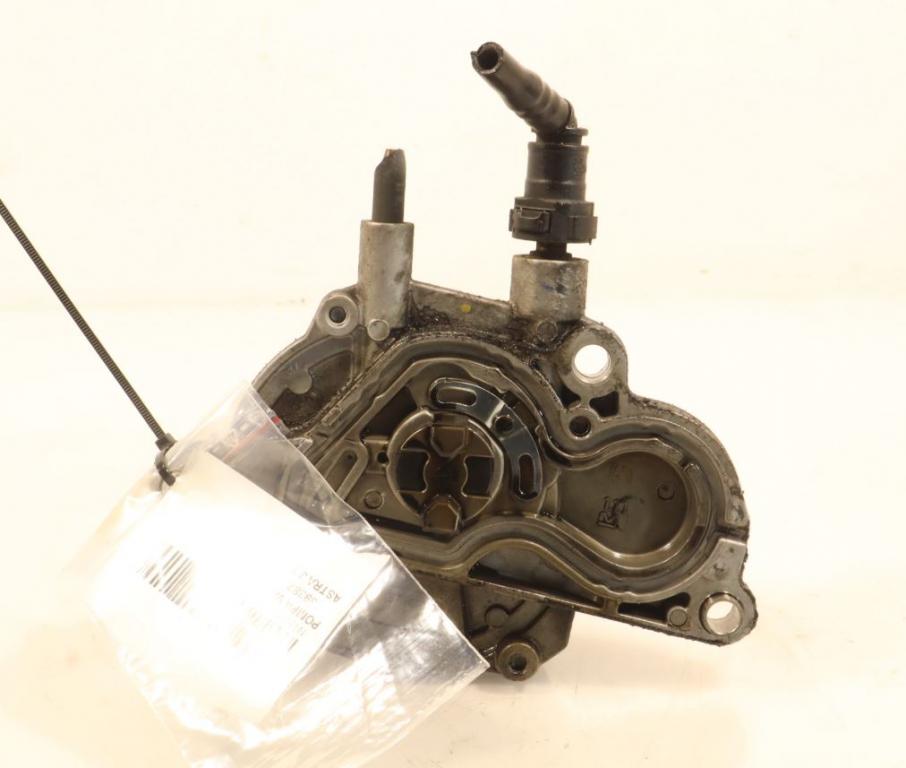 Opel Astra III 2004-2014 hatchback 1.7 CDTI diesel 74 kW 2007  Vákuová pumpa 898115-439