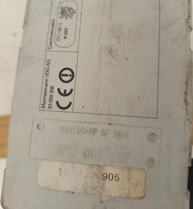 Audi A3 8L 1996-2003 Pumpa centrálneho zámku 8D0862257