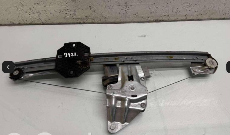 Dacia Sandero II 2012-2020 hatchback 1.0 SCE 12v petrol MT 54 kW 2018  Mechanizmus sťahovania okna predný ľavý 807211440R