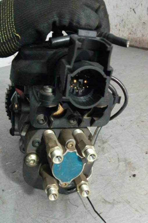 Fiat Punto II 1999-2010 hatchback 1.9 D diesel MT 44 kW  Vstrekovacie čerpadlo R8640A121A