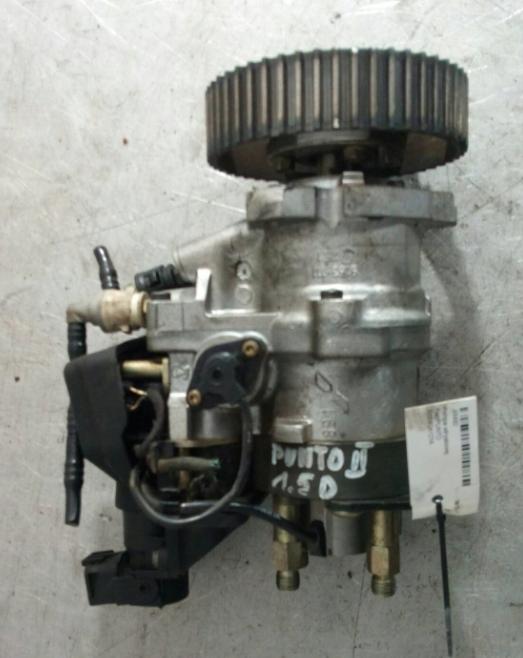 Fiat Punto II 1999-2010 hatchback 1.9 D diesel MT 44 kW  Vstrekovacie čerpadlo R8640A121A