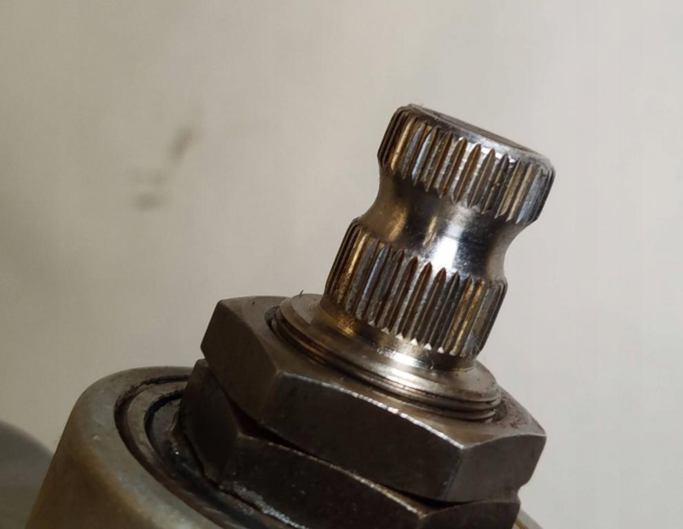 Suzuki Ignis hatchback 1.3 16v petrol MT 69 kW 2006  Servočerpadlo  posilovač  48200-86G60