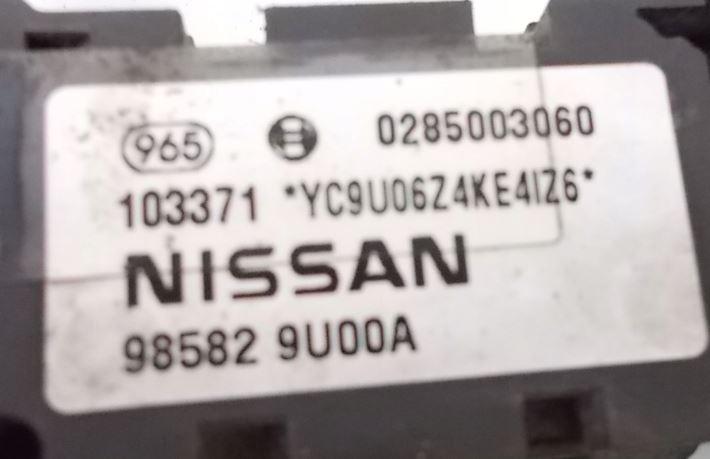 Nissan Micra K12 2003-2010 hatchback 1.0 16v petrol MT 48 kW 2003  Snímač nárazu 0285003060