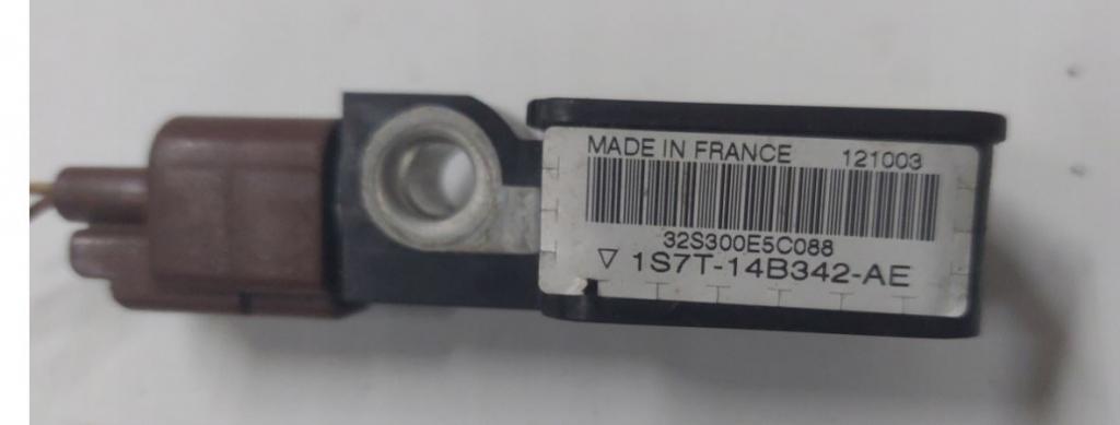 Ford Mondeo Mk3 2000-2007 sedan 2.0 TDCI diesel MT 85 kW 2001  Snímač nárazu 1S7T-14B342-AE 32S007BA518