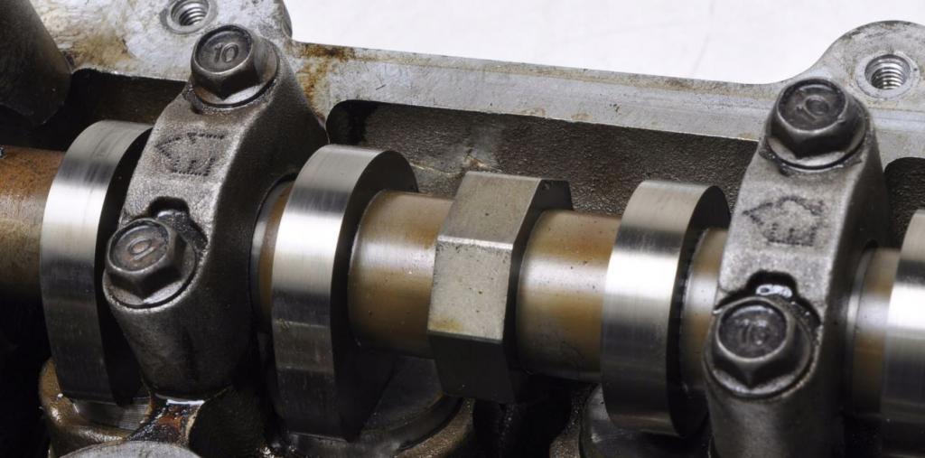 Kia Ceed I 2006-2012 hatchback 1.4 16v petrol MT 77 kW 2010  Hlava valcov X221112B000