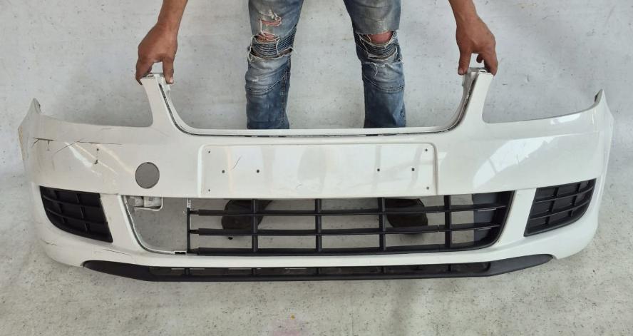 Skoda Fabia II 2010-2014 hatchback  Nárazník predný 5J0807221D