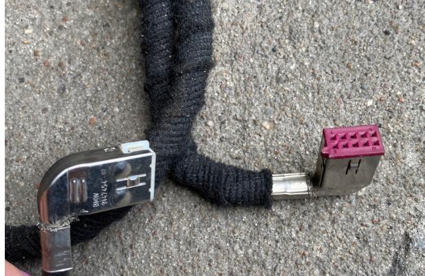 BMW  E90  60  X5 X6   2005-2013 Zväzok elektrických káblov USB RADIO  9147455 9147454