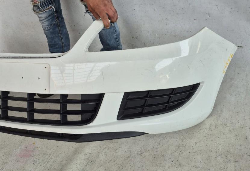 Skoda Fabia II 2010-2014 hatchback  Nárazník predný 5J0807221D