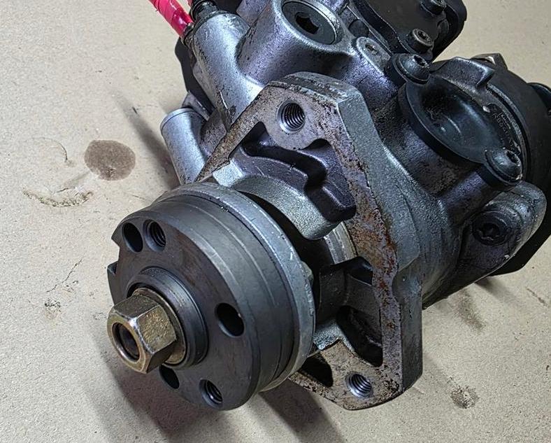 Fiat Punto II 1999-2010 hatchback 1.9 D diesel MT 44 kW Vstrekovacie čerpadlo R8640A121A