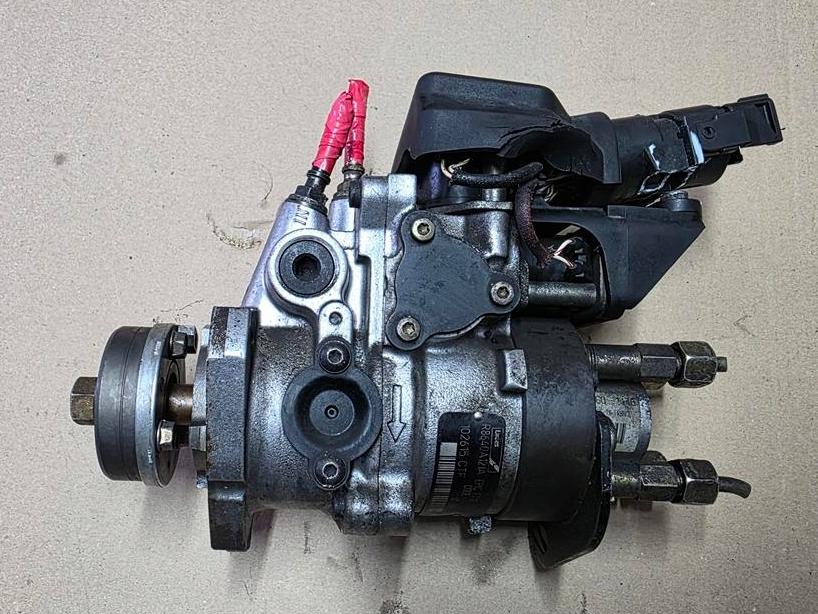 Fiat Punto II 1999-2010 hatchback 1.9 D diesel MT 44 kW Vstrekovacie čerpadlo R8640A121A