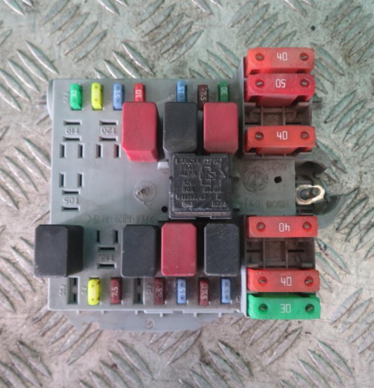 Peugeot Boxer II 2006-2018 2.2 HDI diesel 74 kW 0  Poistková skrinka 1349944080