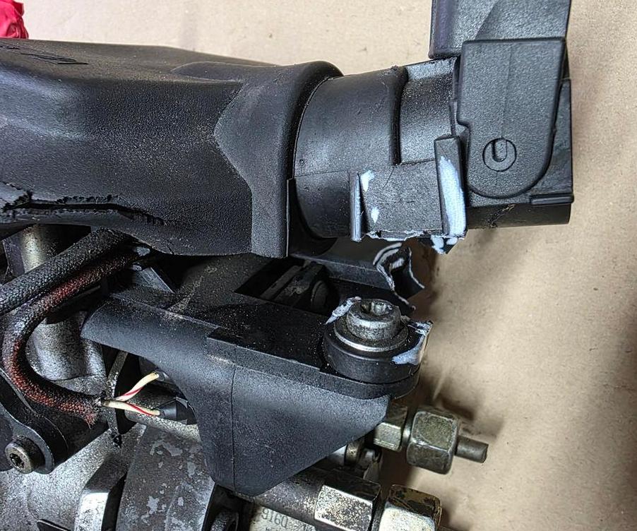 Fiat Punto II 1999-2010 hatchback 1.9 D diesel MT 44 kW Vstrekovacie čerpadlo R8640A121A