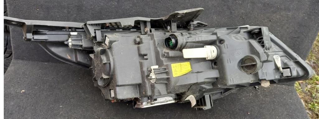 Kia Optima IV 2015-2020 sedan 2.0 16v petrol AT 115 kW 2017  Svetlo predné ľavé 92101-D4190