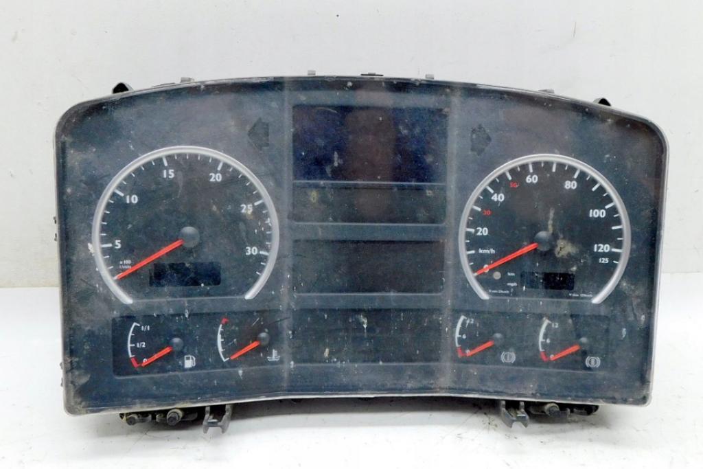 MAN TGA 2005  Prístrojová doska 85017053  81.25525.0067