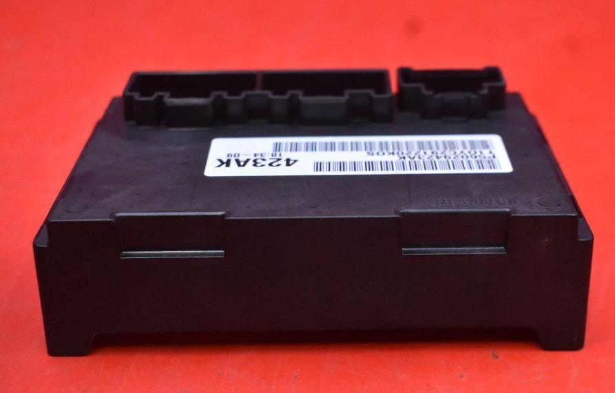 Jeep Grand cherokee WK 2004-2010 suv Riadiaca jednotka P56029423AK