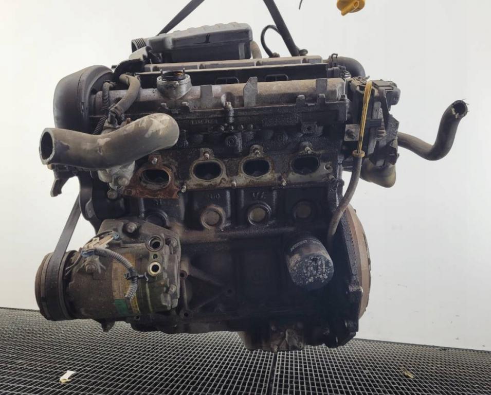 Opel Meriva A 2002-2010 hatchback 1.6 16v petrol MT 74 kW 2004  Motor benzín Z16XE