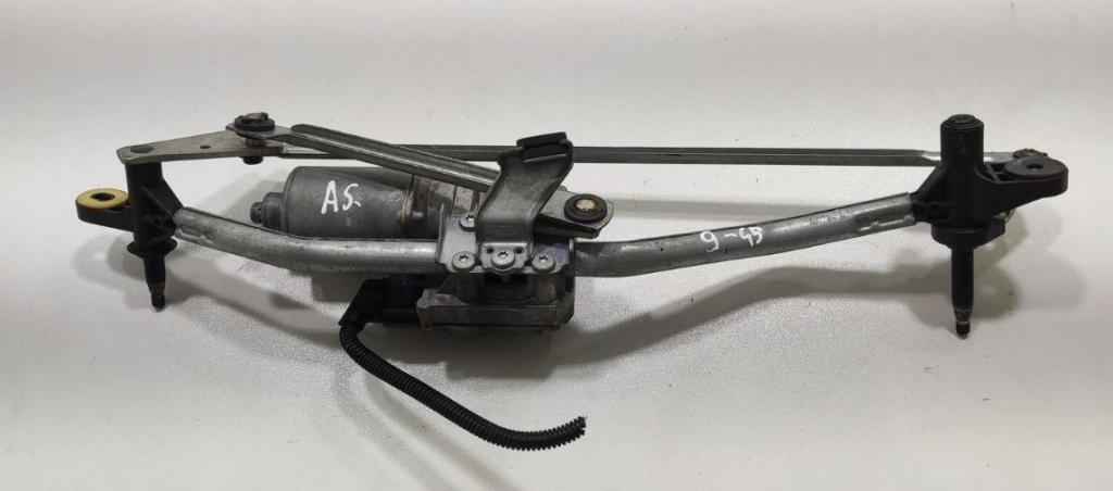 Audi A5 8T 2007-2016 2.0 TDI  1.8 TFSI petrol MT 125 kW 2008  Mechanizmus stieračov predný 8T1955119D