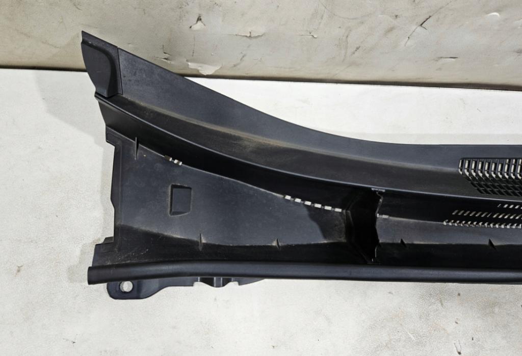 Toyota Corolla E21 2019- combi  Torpédo (plast pod čelným sklom) 55781-02580