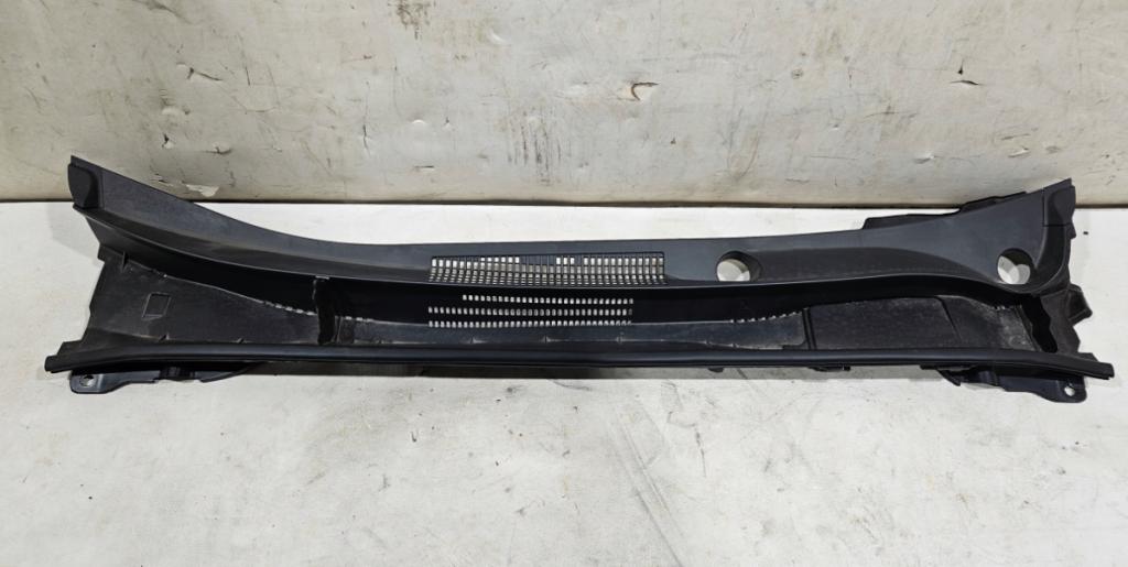 Toyota Corolla E21 2019- combi  Torpédo (plast pod čelným sklom) 55781-02580