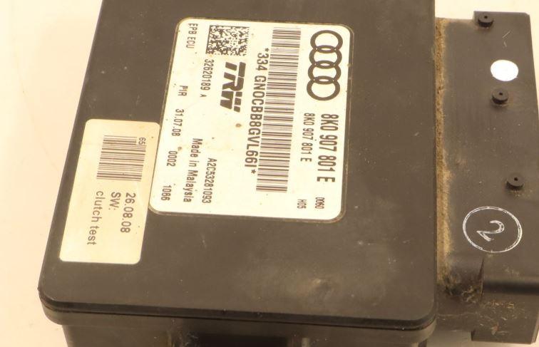 Audi A4 B8 2007-2015 combi 1.8 TFSI petrol MT 88 kW 2009  Modul ručnej (parkovacej) brzdy 8K0907801E