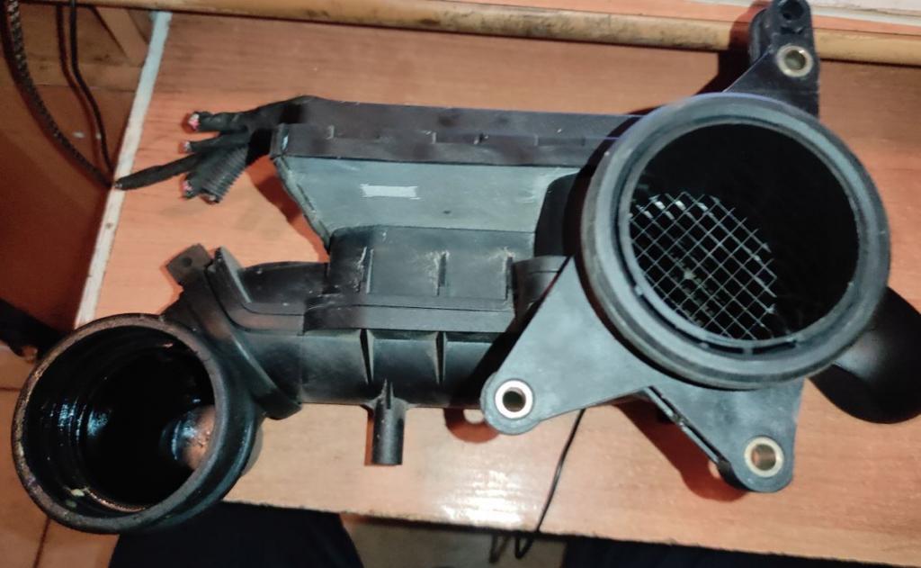 Mercedes A W168 1997-2004 hatchback 1.6 petrol AT 60 kW 2003  Riadiaca jednotka motora A1661500179