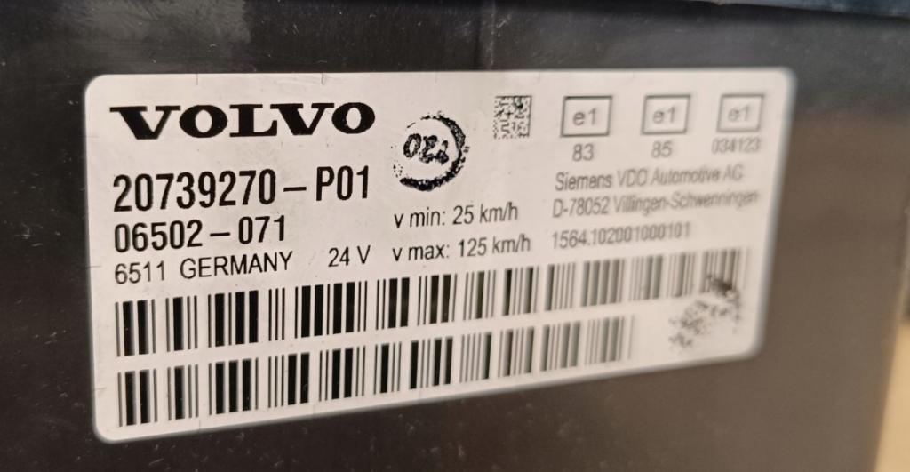 Volvo FM FH  Prístrojová doska FH20739270