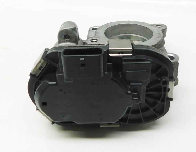 Renault Captur II 2020-  Škrtiaca klapka 161200428R