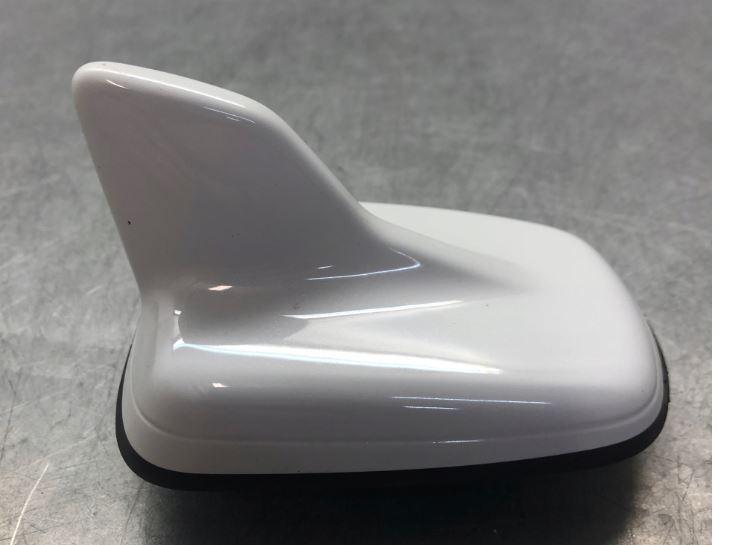 AUDI A4 B9 Kombi 2017 140 kW 2.0 TDI quattro 1968  Anténa 4M0035503K