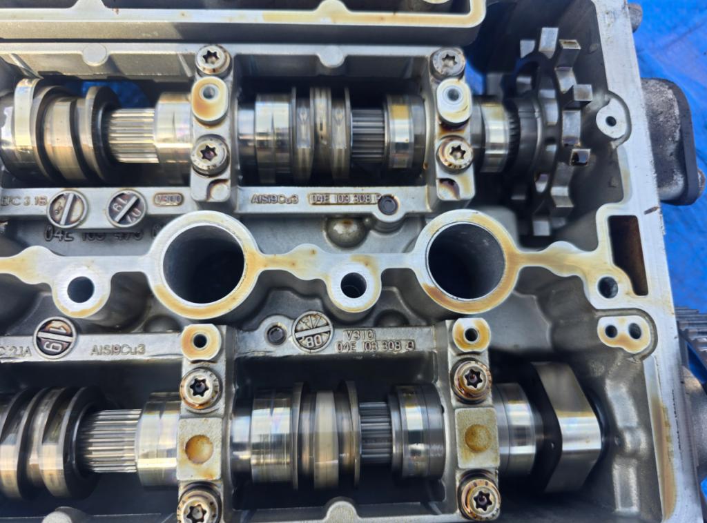 Skoda Octavia IV 2020- Veko ventilov 04E103473DC